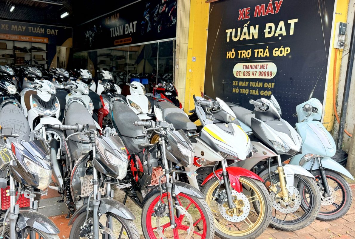 Cầm Xe Máy Không Giấy Tờ, Không Cavet: Có Được Không Và Làm Thế Nào? 3 Xe Máy Được Kiểm Tra Giấy Đăng Ký, Số Khung Số Máy Trước Khi Cầm Tại Cầm Đồ Tuấn Đạt